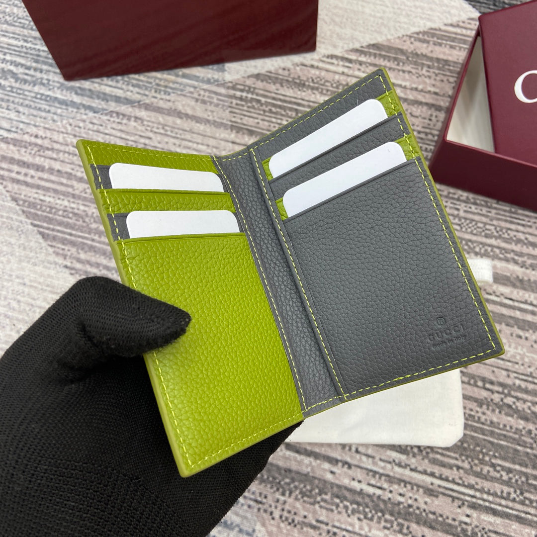 Gucci 2025 Early Spring Collection Green Calfskin Leather Bifold Wallet - Iconic Motif, Compact Elegance
