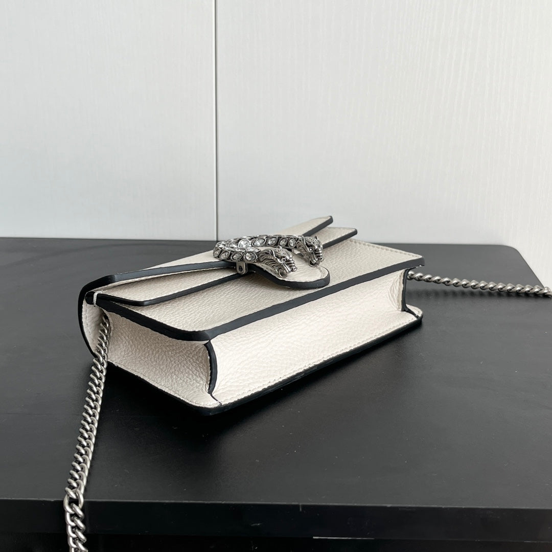 Gucci Dionysus Mini Bag – 16.5x10cm Cream White Calfskin, Tiger Buckle, Entry-Level Chic Bomb