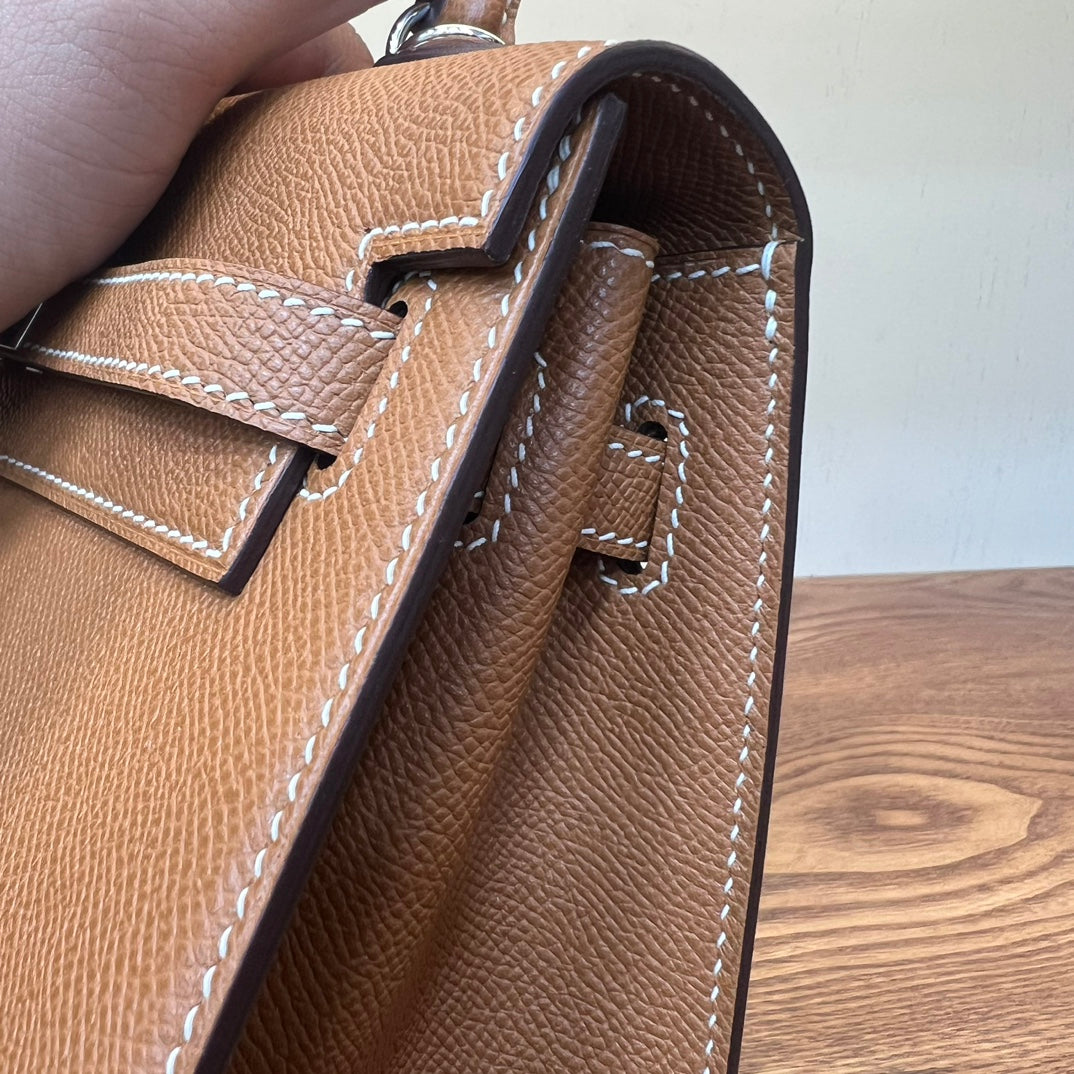 Hermès Kelly 28 Sellier Epsom Leather Bag - Beeswax Hand-Stitched with Palladium Hardware