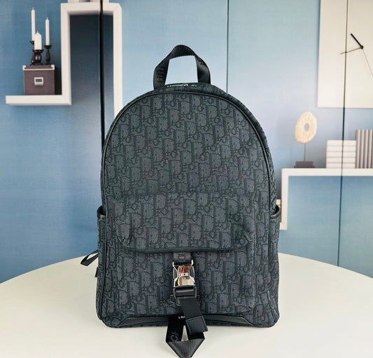 2023 Techwear Unisex Backpack - 30x40x13cm Waterproof Urban Daypack with Anti-Theft Design (Men's Stylish Rucksack)