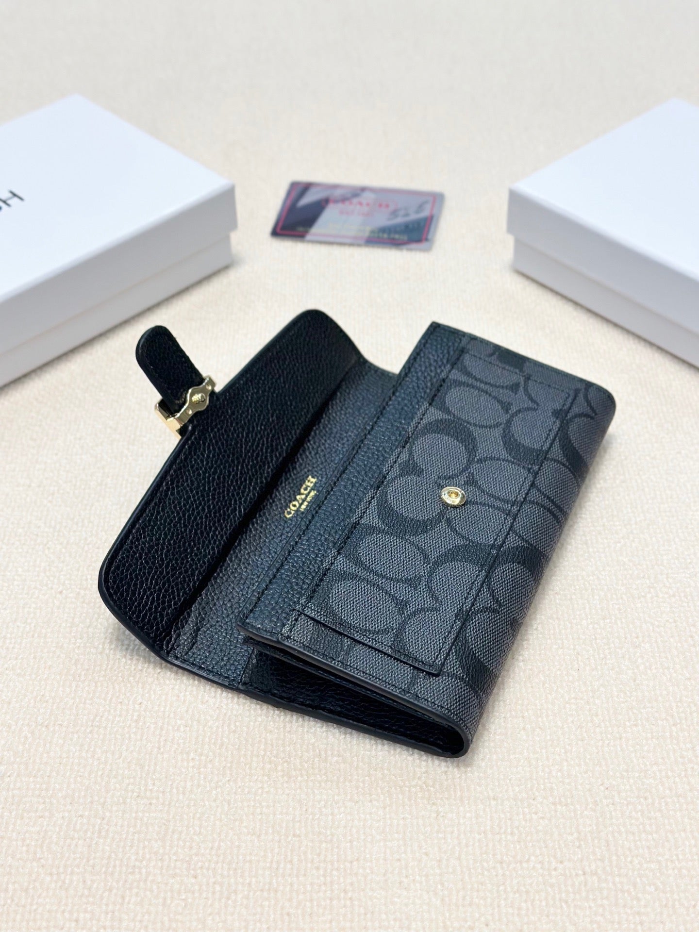 Coach-Style 19x10 Black Genuine Leather Clutch - Exquisite Craftsmanship, Spacious Interior, Luxe & Minimalist