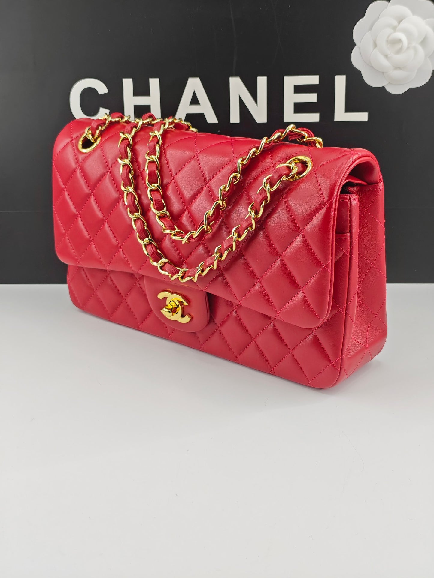 Chanel Classic CF1112 Handbag Genuine Imported Lambskin with Chip & Stamp 24K Gold Plated Hardware Anti-Fade Custom Luxury Red Gold Buckle