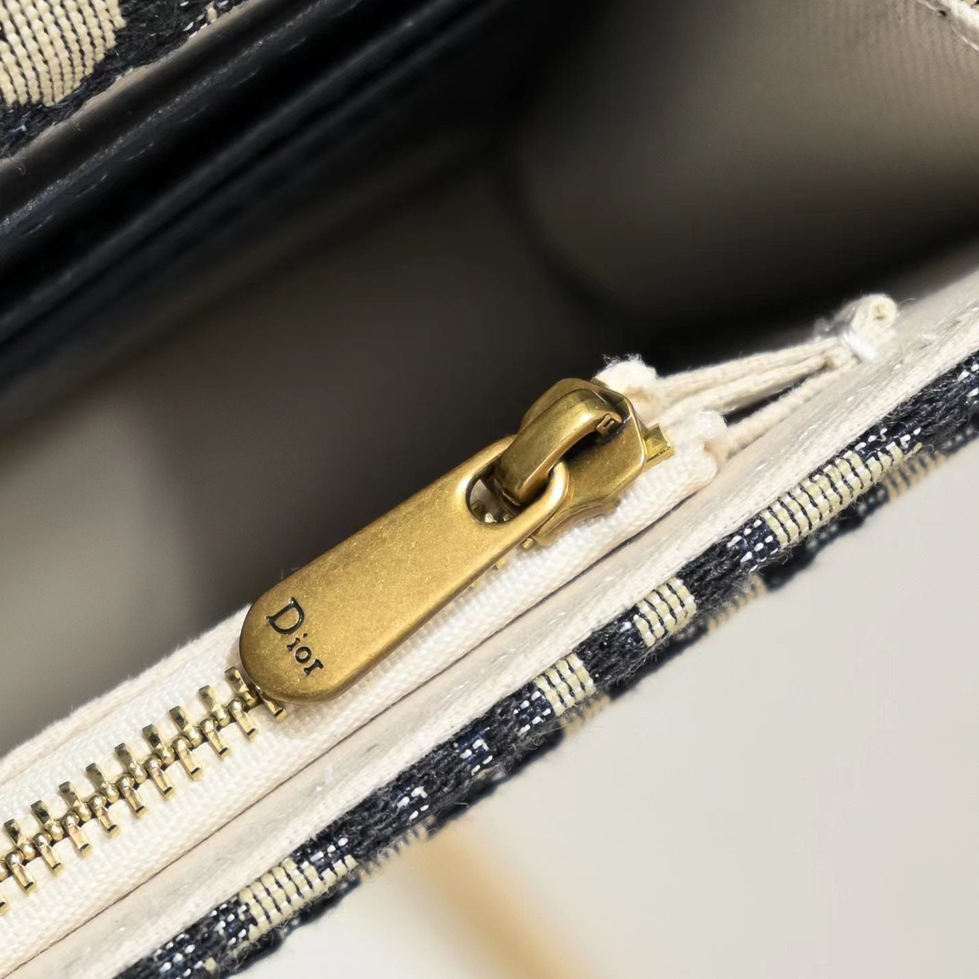 Dior Saddle Blue Oblique Jacquard Calfskin Wallet on Chain Clutch - Detachable Strap/Vintage Gold Hardware/Multi-Compartment