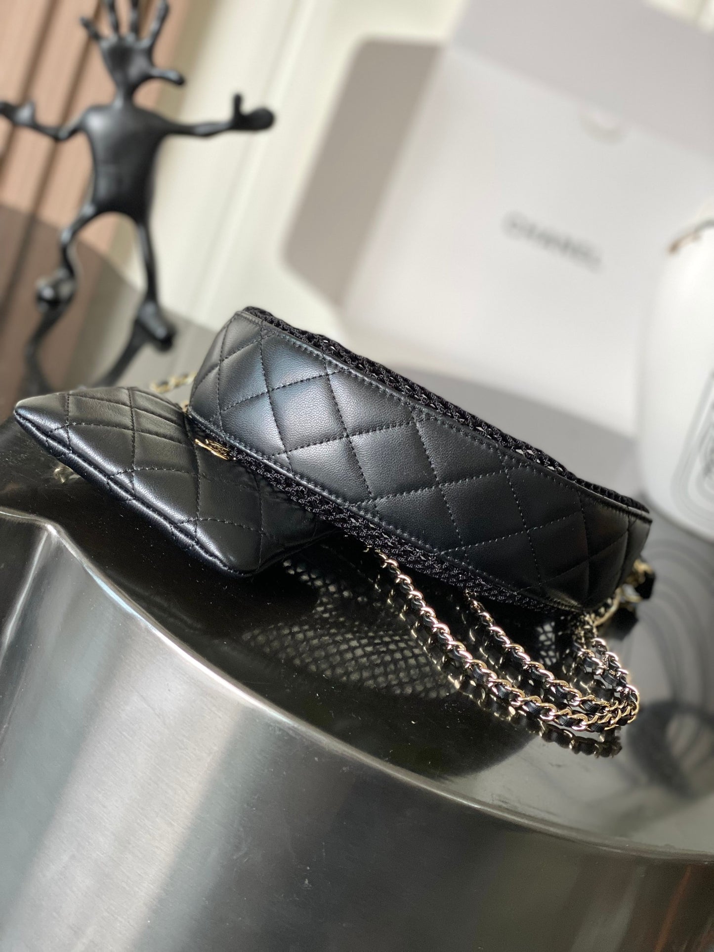 CHANEL 25s Half-Moon Bag - Mesh & Lambskin Light Gold Shoulder Bag, 15*22*6cm, Luxury Crossbody