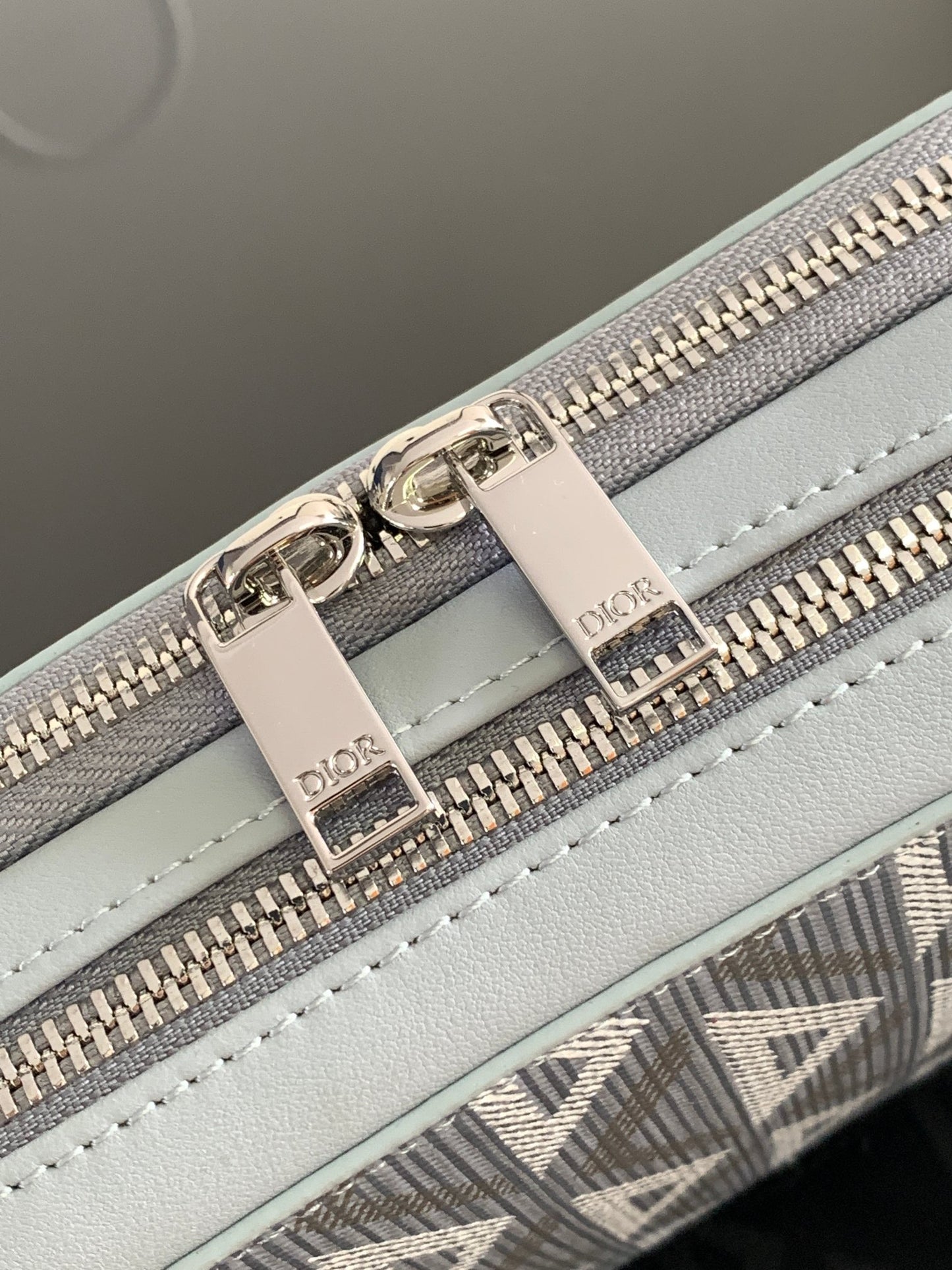 Christian Dior Gray Diamond Oblique Canvas Messenger Bag with Calfskin Leather Trim & Detachable Strap - 17 cm