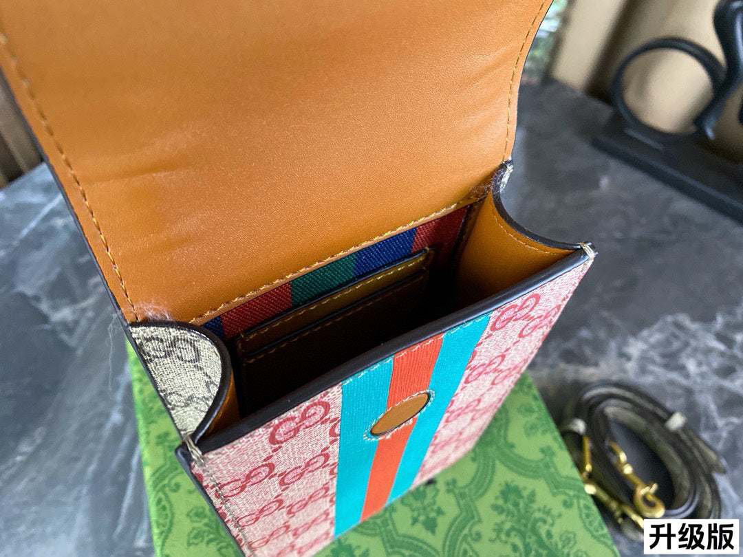 GUCCI Mini Shoulder Phone Bag｜10.5×17cm Crossbody｜Trendy Streetwear｜Celebrity Style