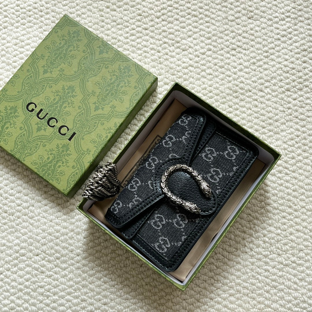 Gucci Dionysus Mini Bag – 16.5x10cm Iconic Entry-Level, Calfskin & Tiger Buckle, Street Style Essential