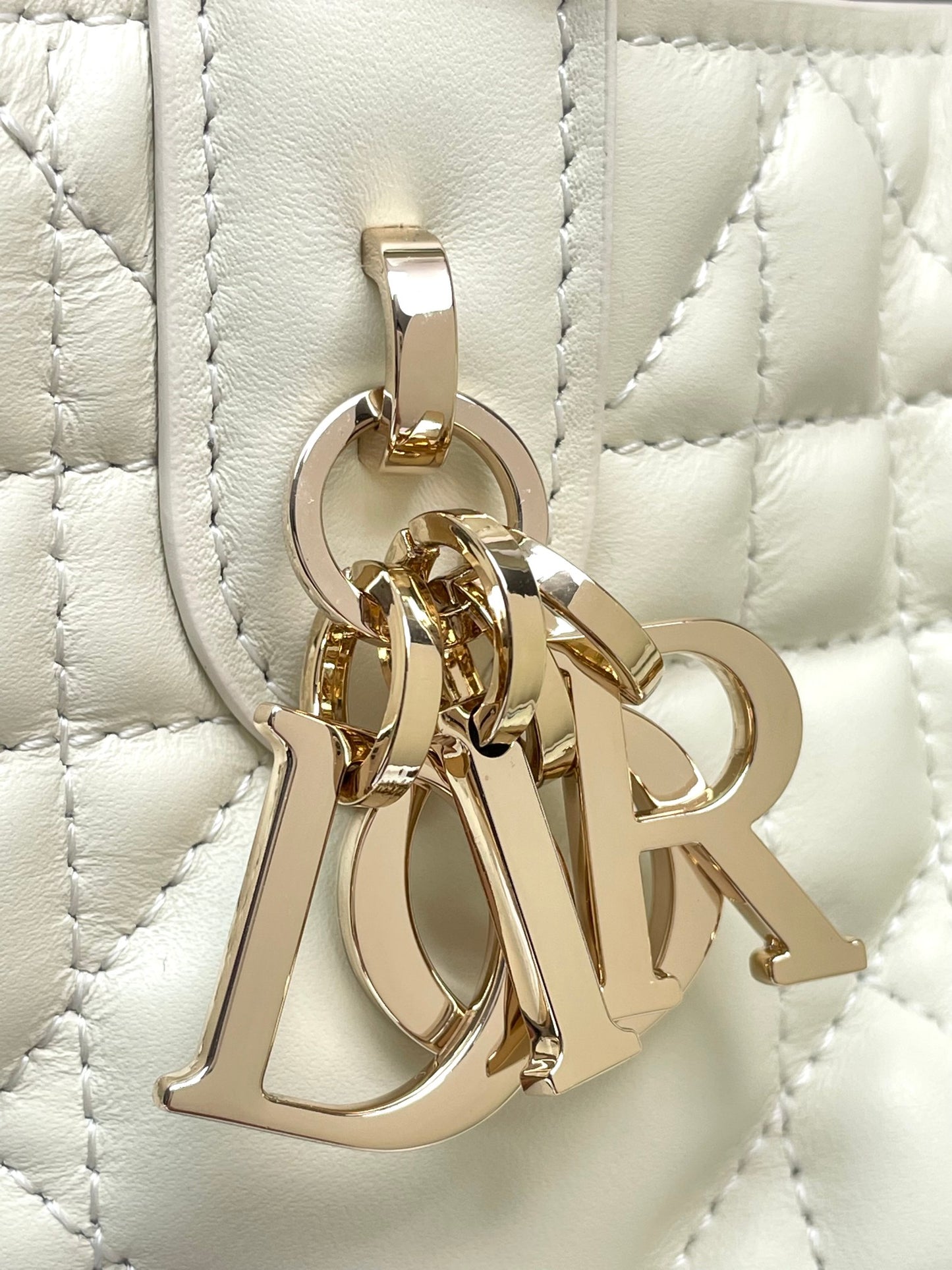 Dior Toujours White Large Cannage Quilted Handbag | Lamb Leather Lining | Imported Hardware | Small 23cm Tote Bag