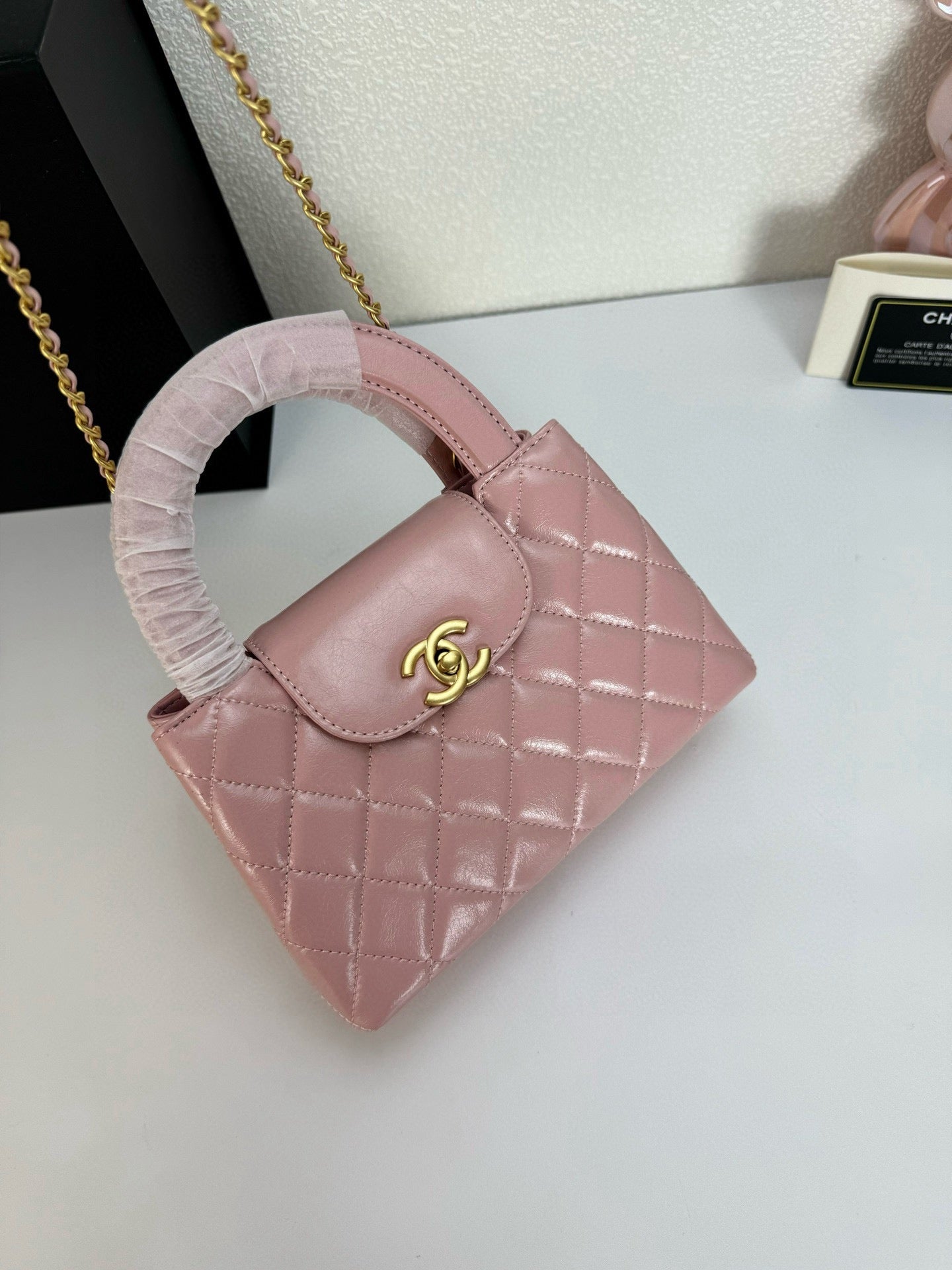 Chanel 24 Fall-Winter Camellia Bag | Virginie Viard's Timeless Symbol | 20cm Runway Masterpiece