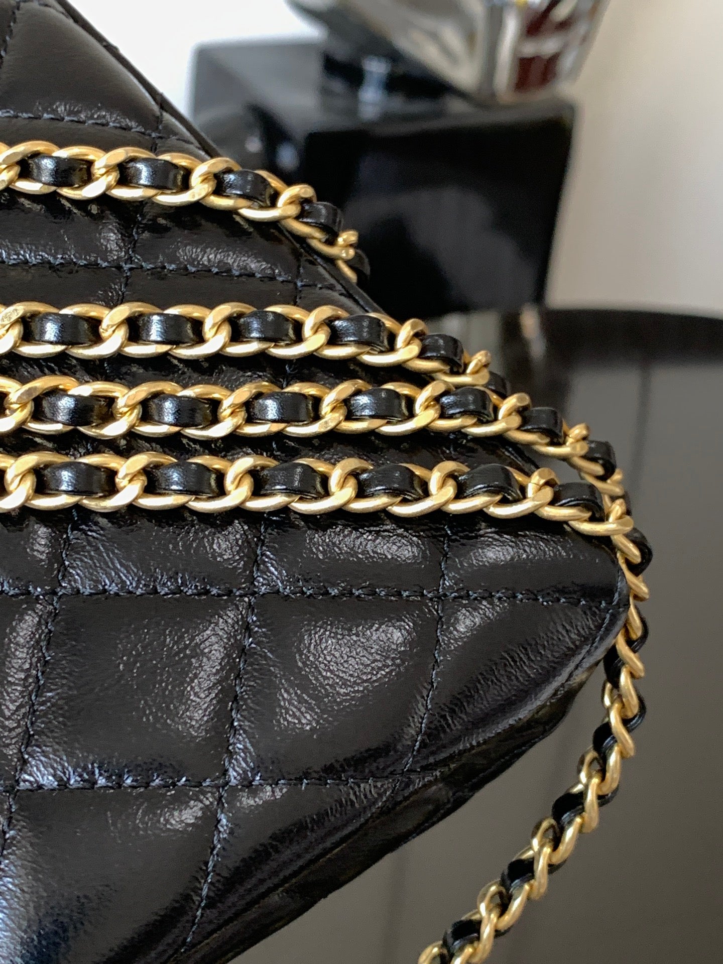 CHANEL 23K Kelly Chain Shoulder Bag | Calfskin Vintage Hardware Top Handle Bag | 19cm Luxury Crossbody