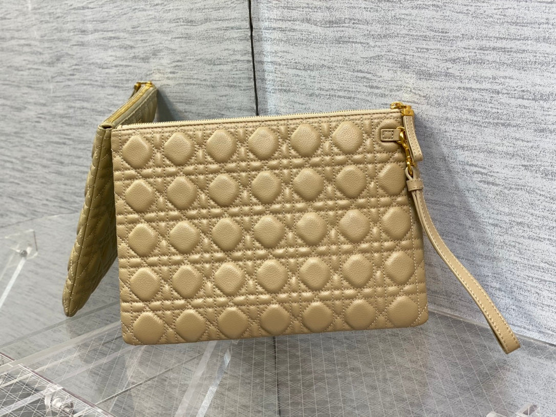 Dior Caro Daily Beige Handbag in Stock｜Detachable Wrist Strap｜30×21.5cm Vintage Style Tote Bag for Daily Use