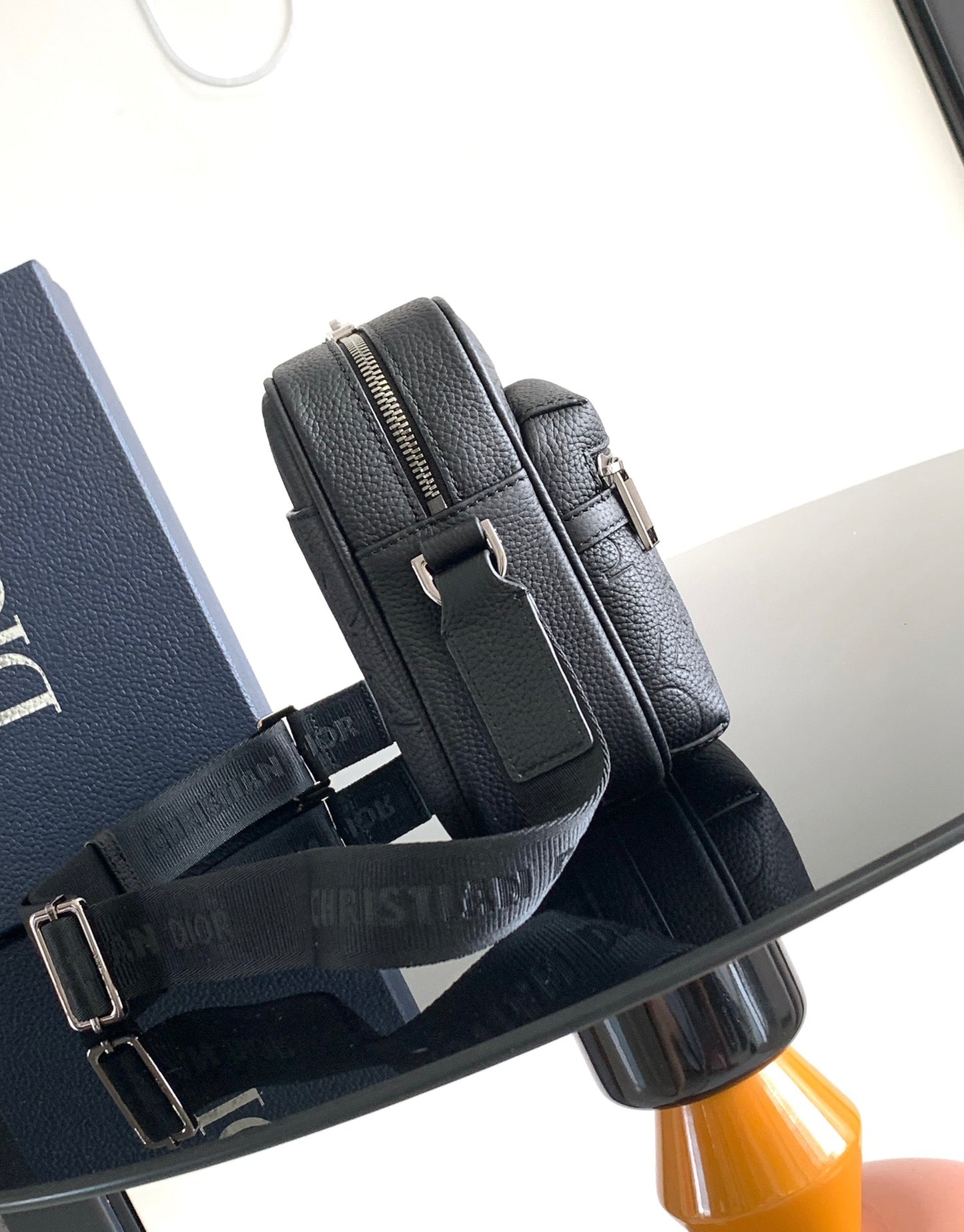 Dior Rider 2.0 Gravity Embossed Messenger Bag | 2024 Fall Men's Collection | Adjustable Strap | Leather Crossbody