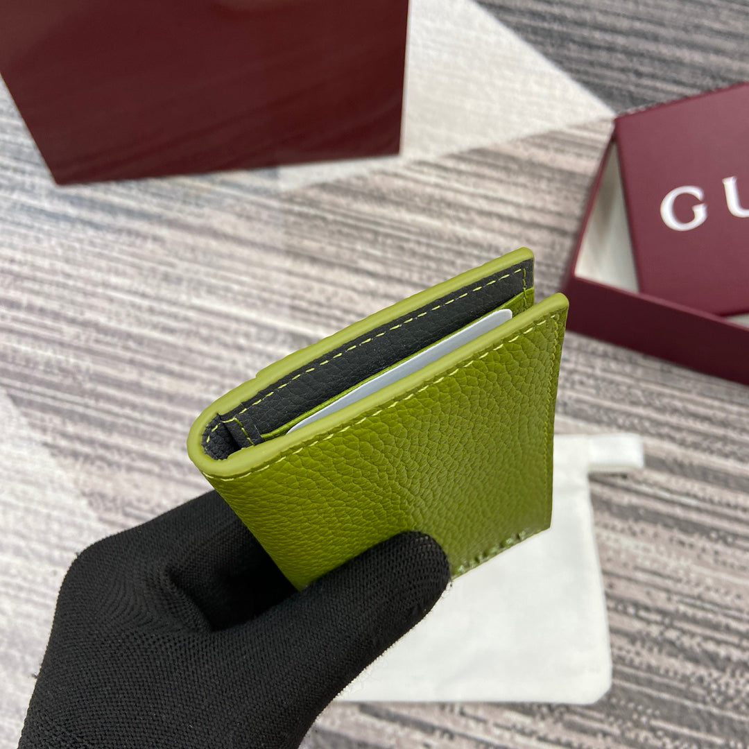 Gucci 2025 Early Spring Collection Green Calfskin Leather Bifold Wallet - Iconic Motif, Compact Elegance
