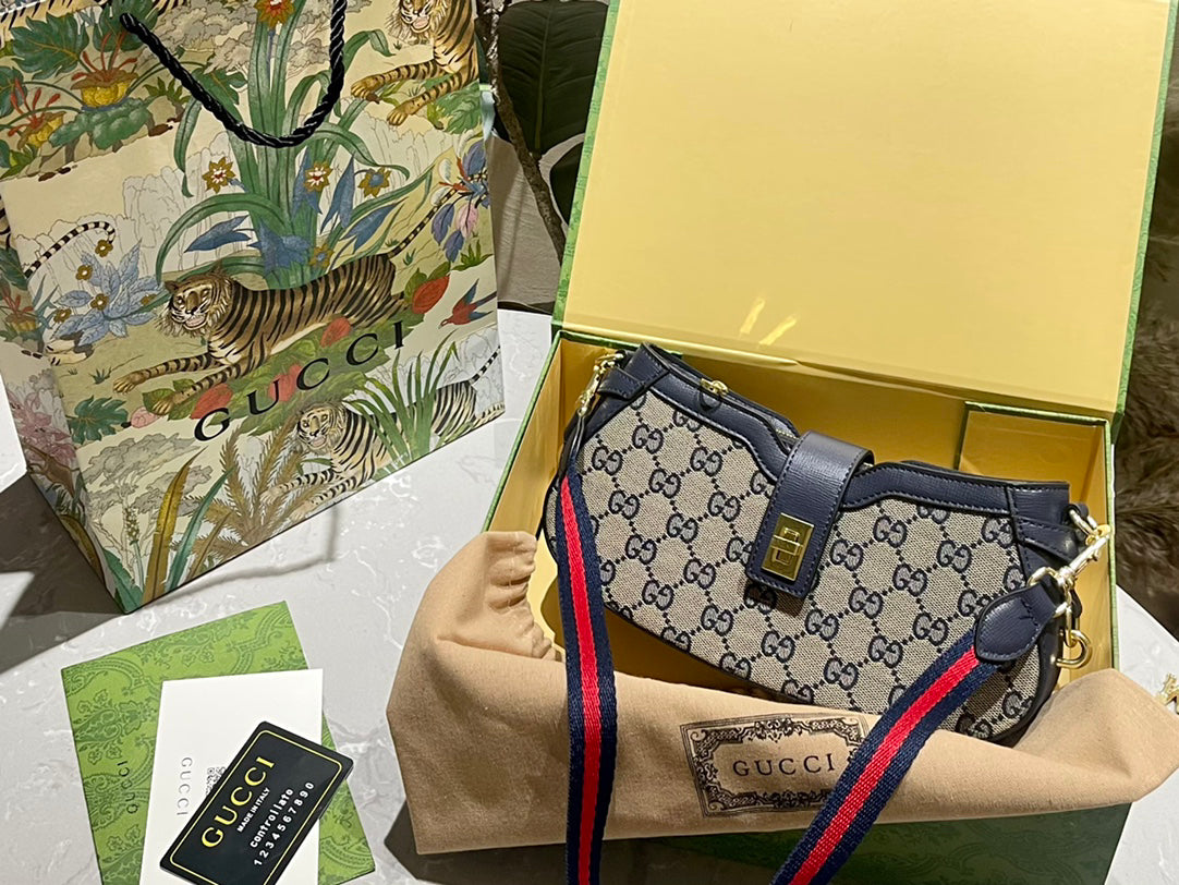 Gucci Moon Side Mini Hobo Bag – 12x24x5cm Retro Lock Clasp, 3rd-Generation Crest, Moonlight-Inspired Luxury