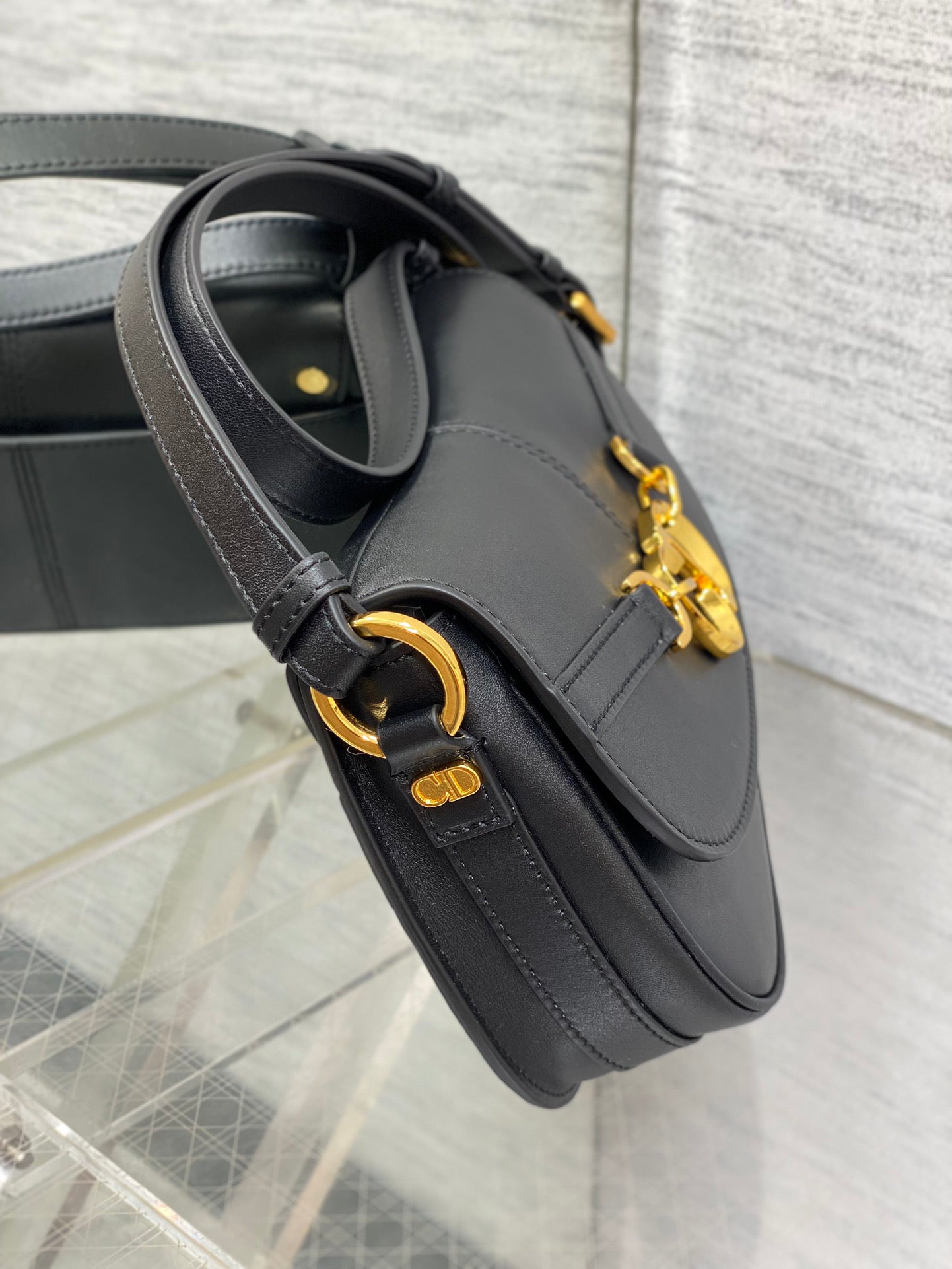 【New Arrival】Dior Besace Black/Oblique Crossbody Bag | Gold-Tone CD Logo Clasp | 24cm Soft Luxury Tote