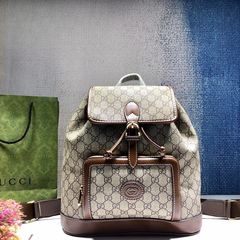 GUCCI Overture Series Vintage Mini Backpack with Feline Emblem | 26.5cm Retro-Modern Unisex Bag