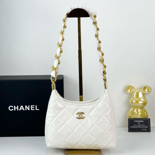 Chanel Sakura Pink Hobo Bag | 24K Gold Chunky Chain Strap | 22cm Lightweight Wax Leather Crossbody