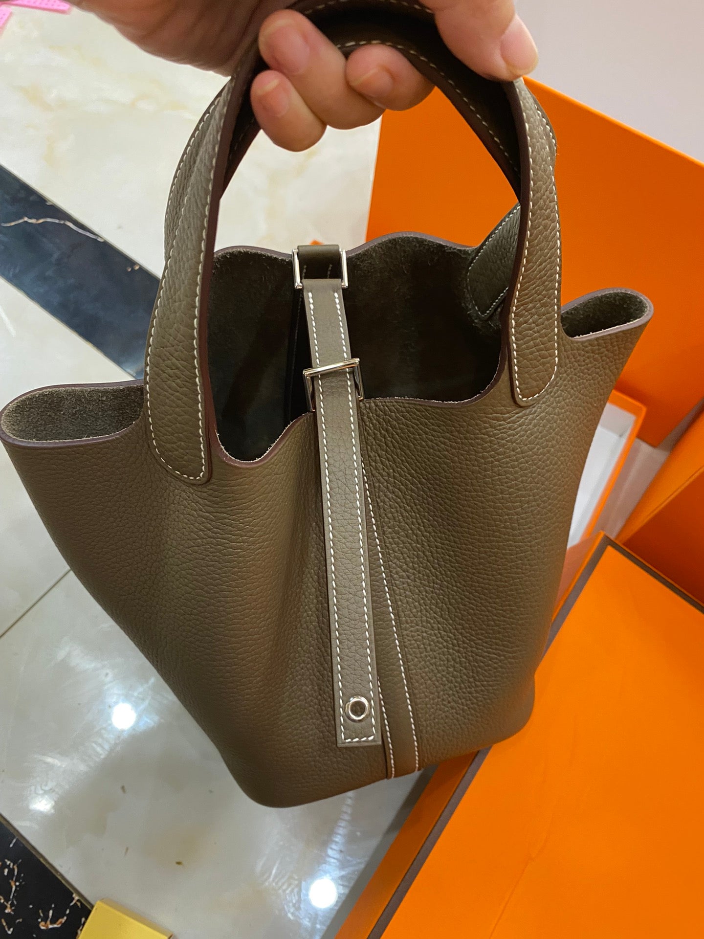 Hermès Picotin 18cm Etoupe Silver Hardware | Top-Grade Handcrafted Calfskin | Luxury Everyday Tote Bag