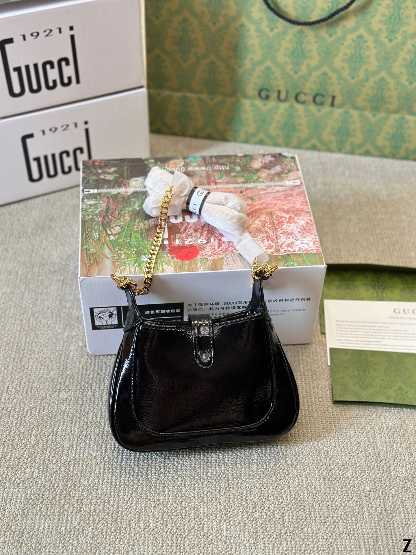 Gucci New Jackie Bag – Romantic Luxury in Multi-Colors Smooth/Waxed Leather 18x13cm Timeless Elegance