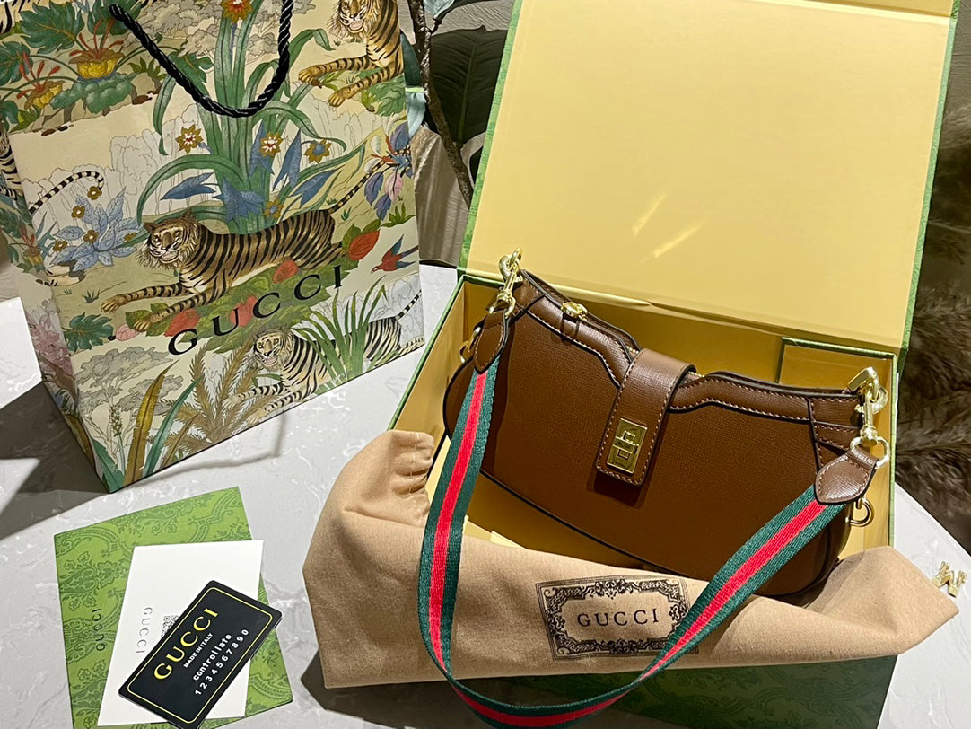 Gucci Moon Side Mini Hobo Bag – 12x24x5cm Retro Lock Clasp, 3rd-Generation Crest, Moonlight-Inspired Luxury