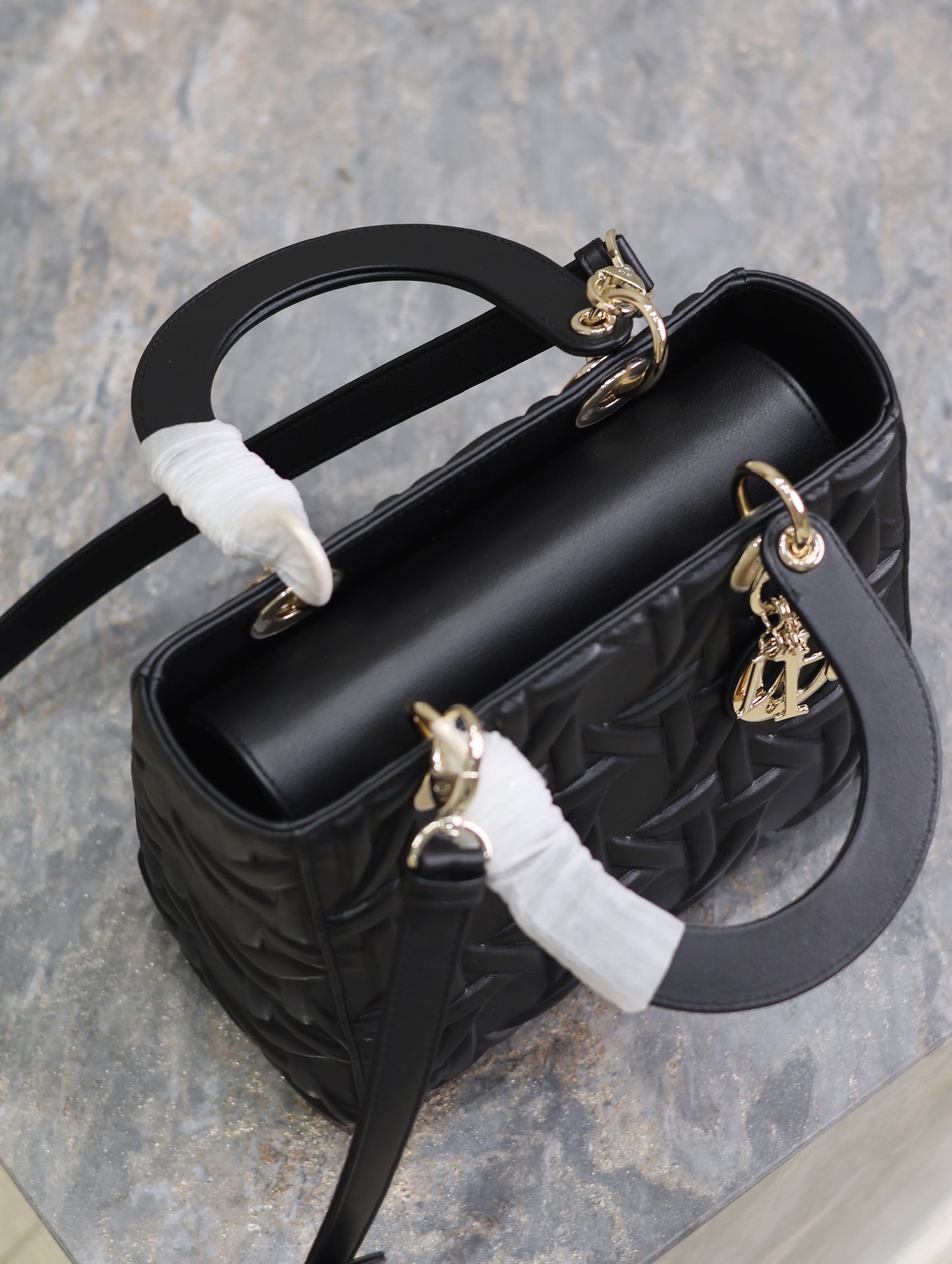 DIOR 2024 Fall/Winter Lady Dior Handbag | Black Calfskin with 3D Graphic Cannage & Pale Gold D.I.O.R. Charm, Medium 24cm