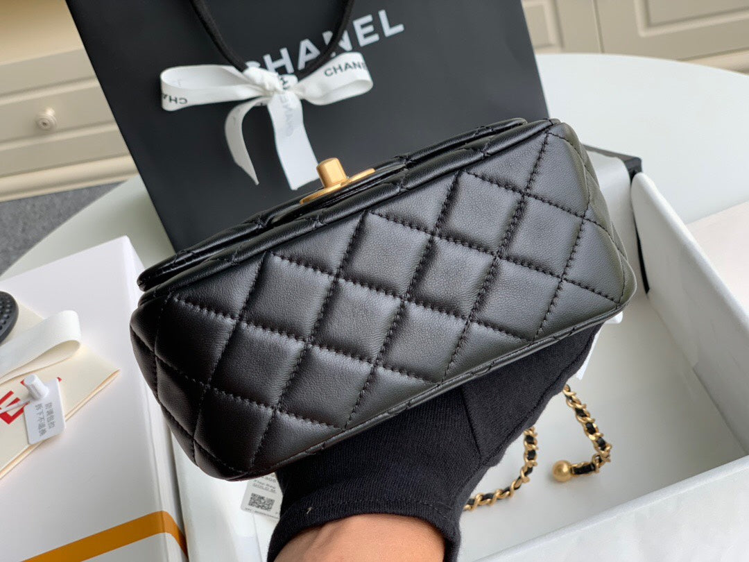 Chanel-Inspired Mini Square Bag with Metal Ball Chain - 13x18x7cm Genuine Lamb Leather Shoulder Bag（Full Set Packaging）