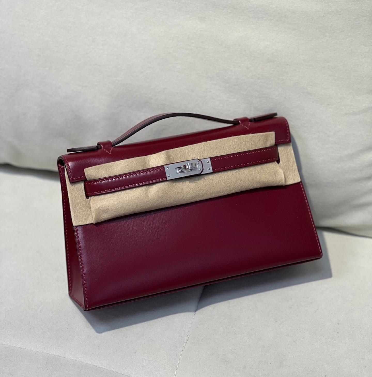 Hermès Kelly 1st Generation Box Calfskin Bag | Classic Red with Silver Hardware