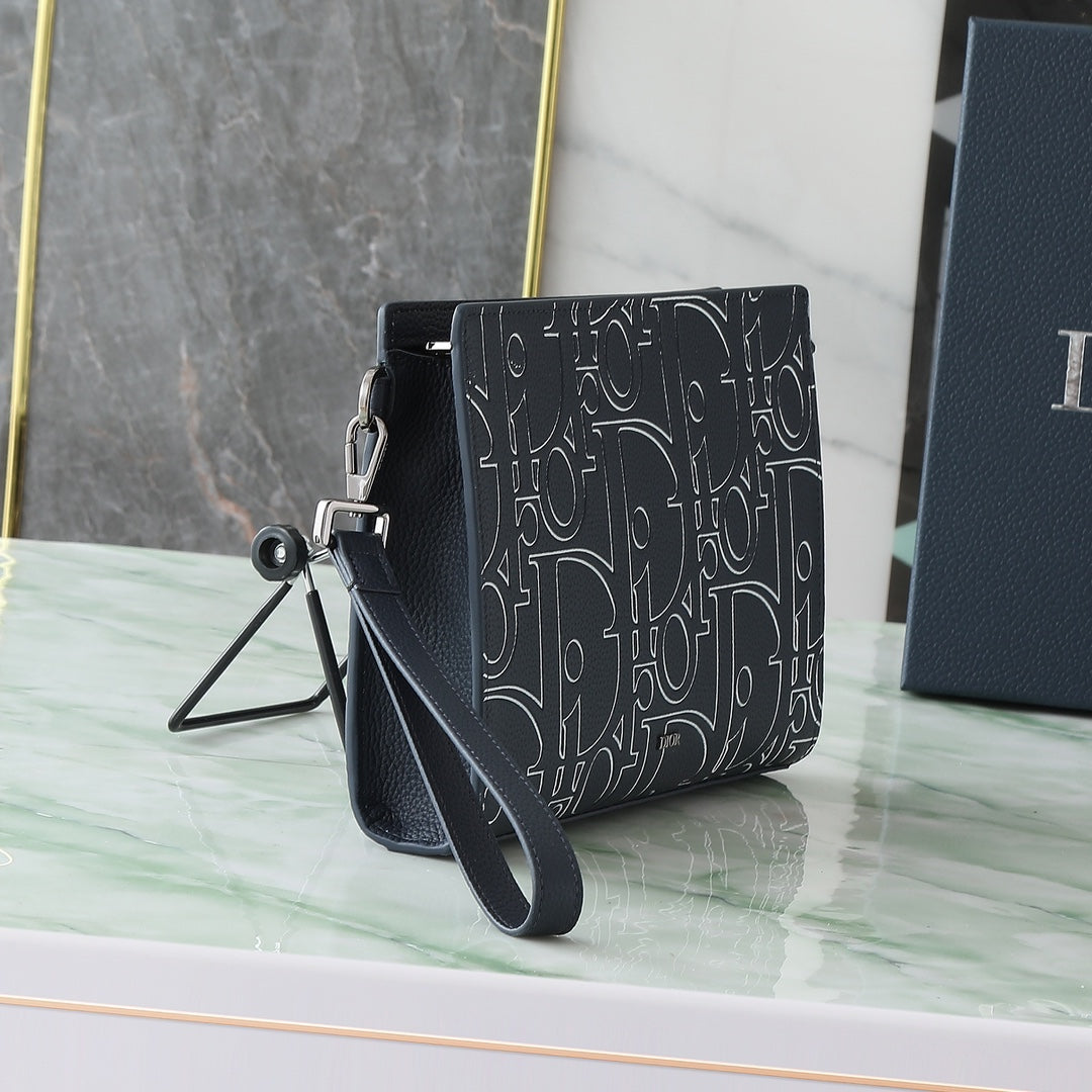 Dior Navy Blue A5 Triangle Clutch｜3D Gravity Embossed Leather｜6 Card Slots & Detachable Strap