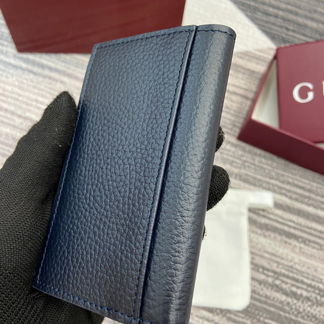 Gucci 2025 Early Spring Collection Green Calfskin Leather Bifold Wallet - Iconic Motif, Slim & Portable