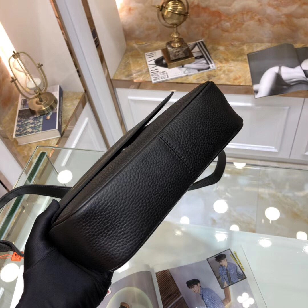 Hermès Newest Men’s Crossbody Bag | Premium Soft Calfskin | Black/Blue/Yellow | 25x27x6cm | Luxury Shoulder Bag