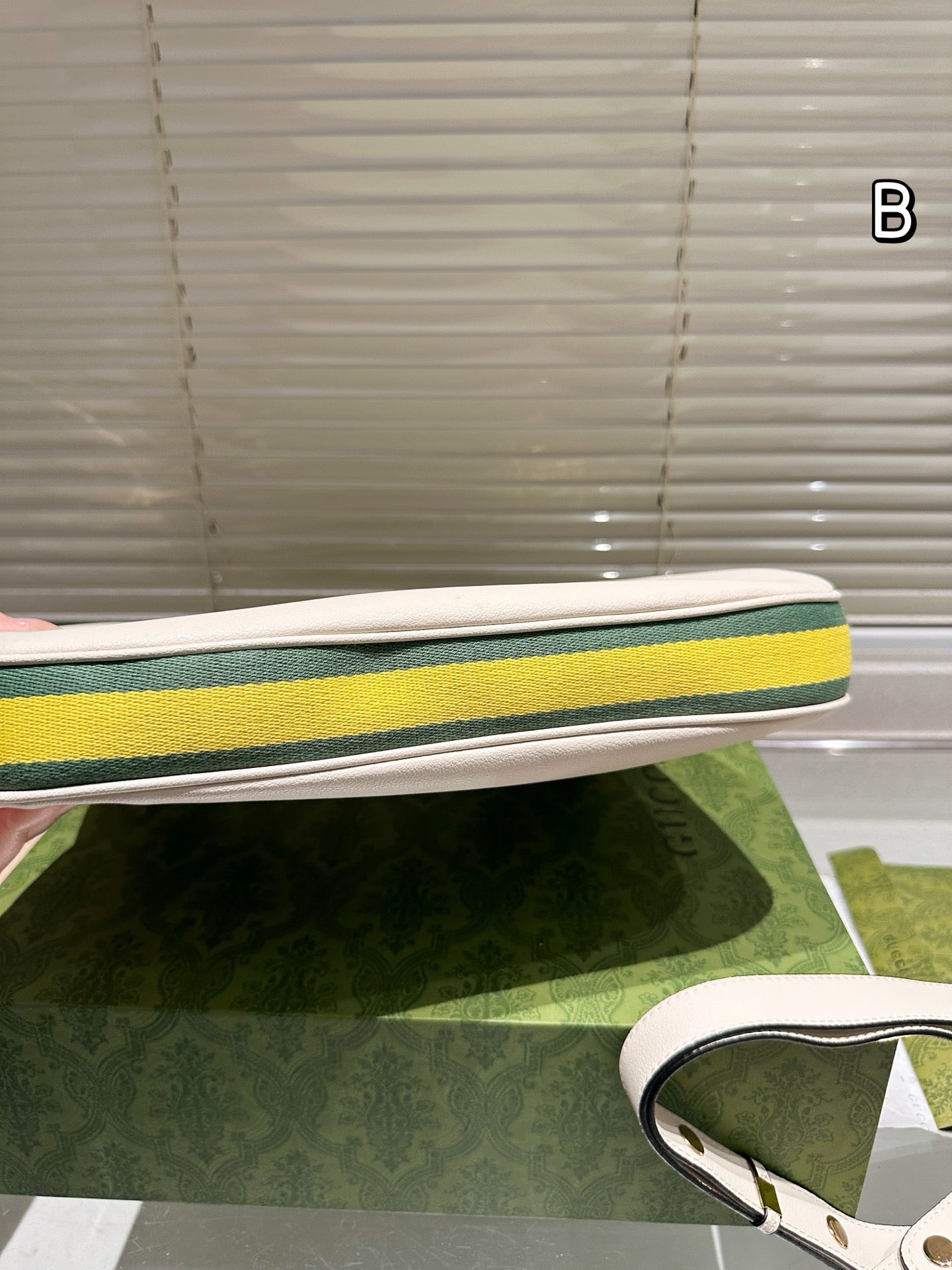 Gucci Convertible Handbag – Shoulder Bag & Tote Original Leather 33x29 Cm Full Packaging Recommended