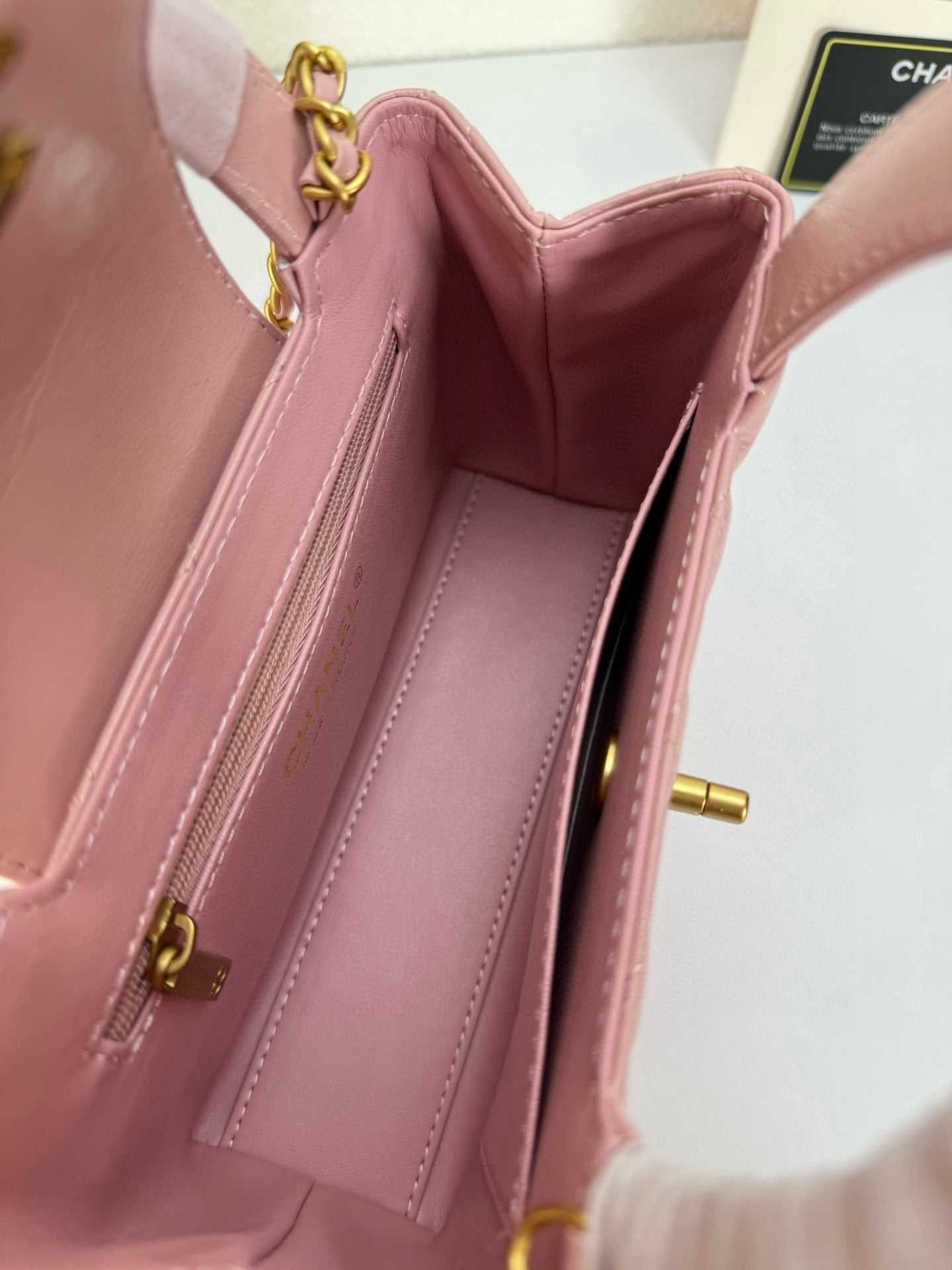 Chanel 24 Fall-Winter Camellia Bag | Virginie Viard's Timeless Symbol | 20cm Runway Masterpiece