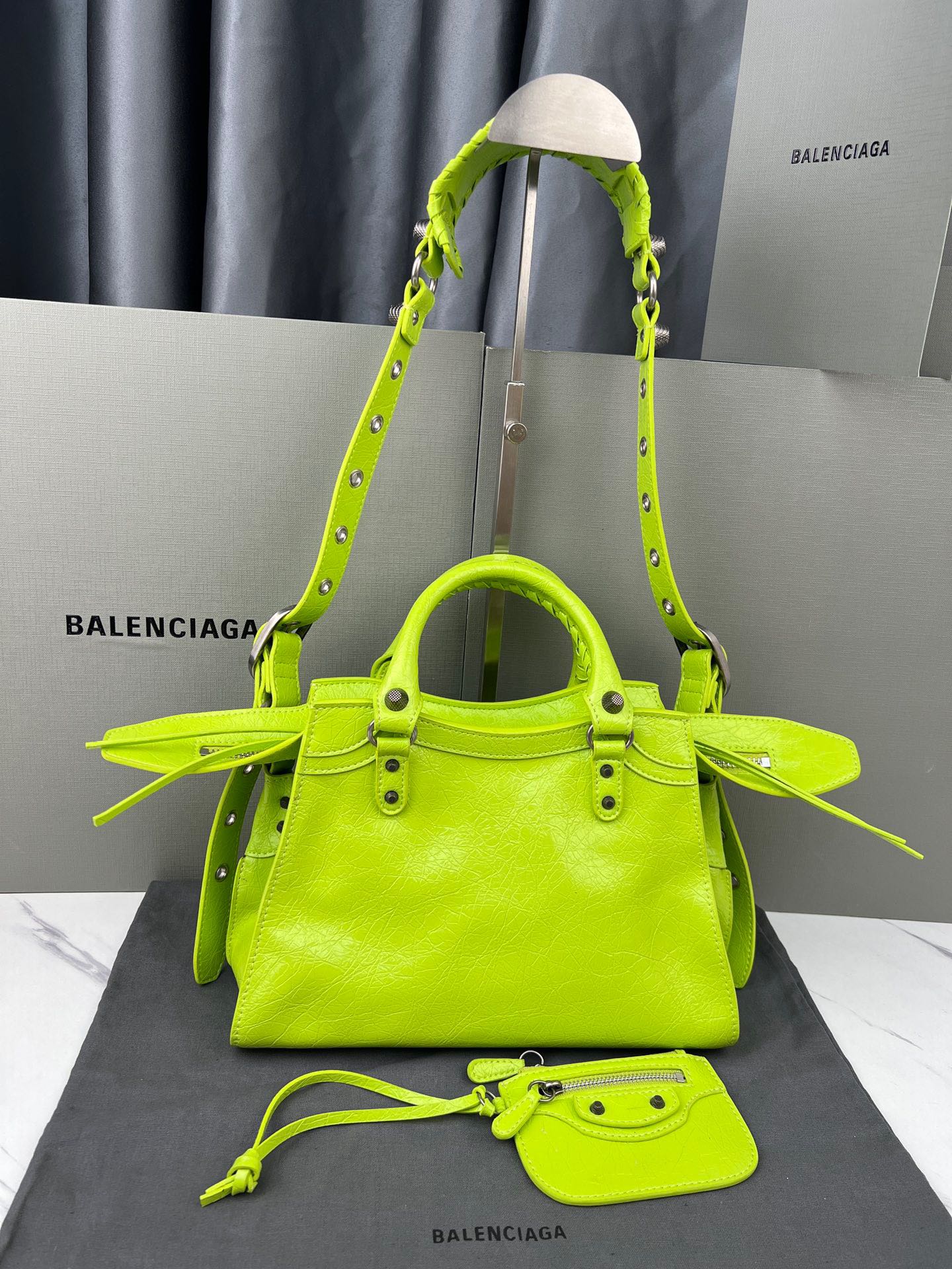 Fluorescent Green Paris Neo Cagole Biker Bag 2023 - Edgy Heart Mirror Bucket Bag | 26cm Statement Piece