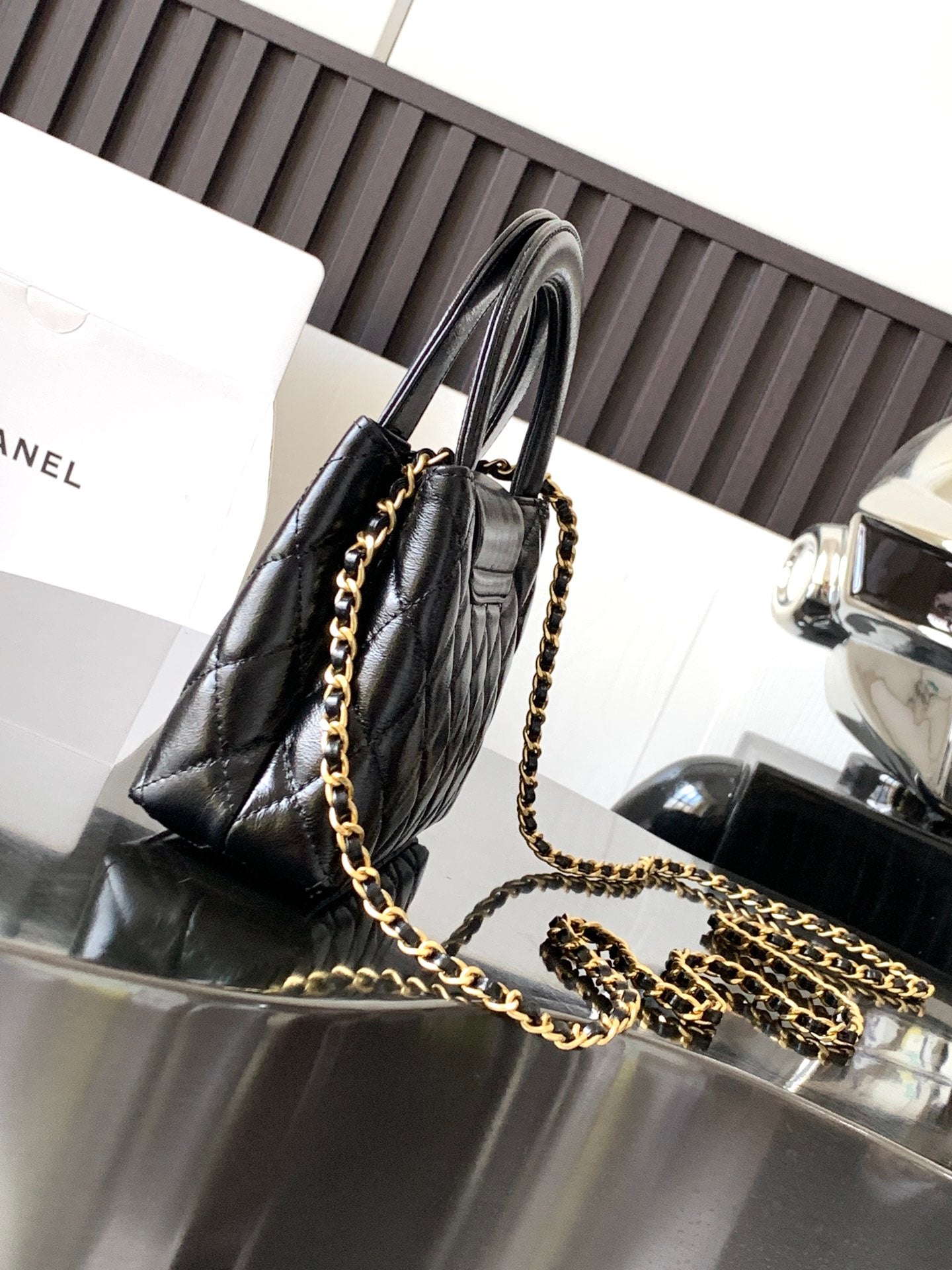 CHANEL 23K Kelly Chain Shoulder Bag | Calfskin Vintage Hardware Top Handle Bag | 19cm Luxury Crossbody