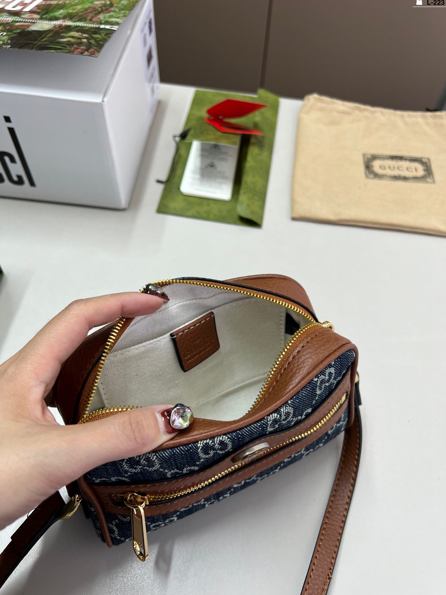 Gucci Ophidia Vintage GG Monogram Camera Bag - Compact Size 17×12cm, Spacious & Timeless Crossbody Bag with Foldable Box