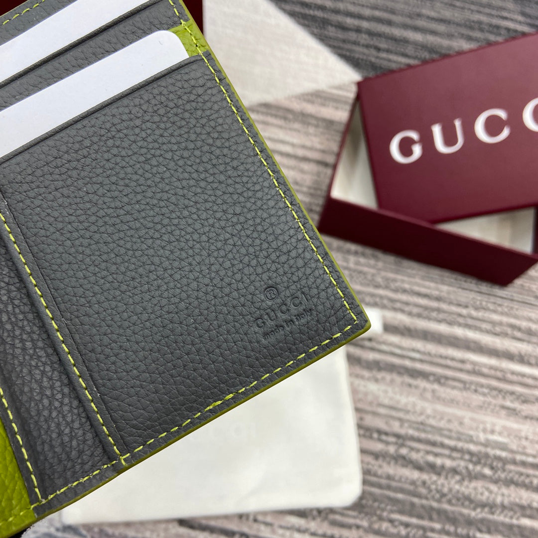 Gucci 2025 Early Spring Collection Green Calfskin Leather Bifold Wallet - Iconic Motif, Compact Elegance