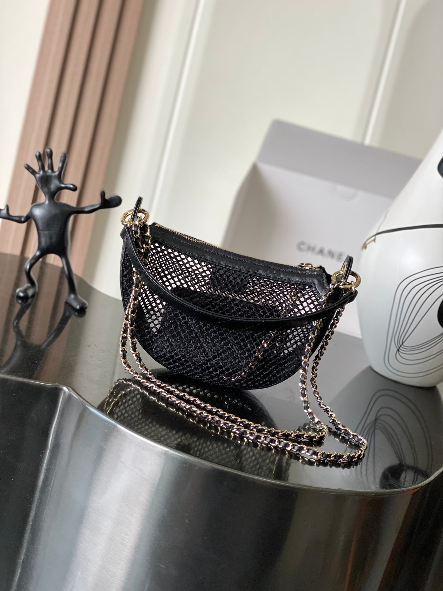 CHANEL 25s Half-Moon Bag - Mesh & Lambskin Light Gold Shoulder Bag, 15*22*6cm, Luxury Crossbody