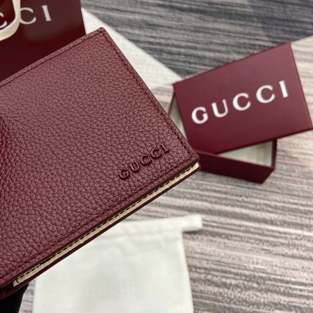 Gucci 2025 Early Spring Collection Green Calfskin Leather Bifold Wallet - Iconic Motif, Reimagined Elegance