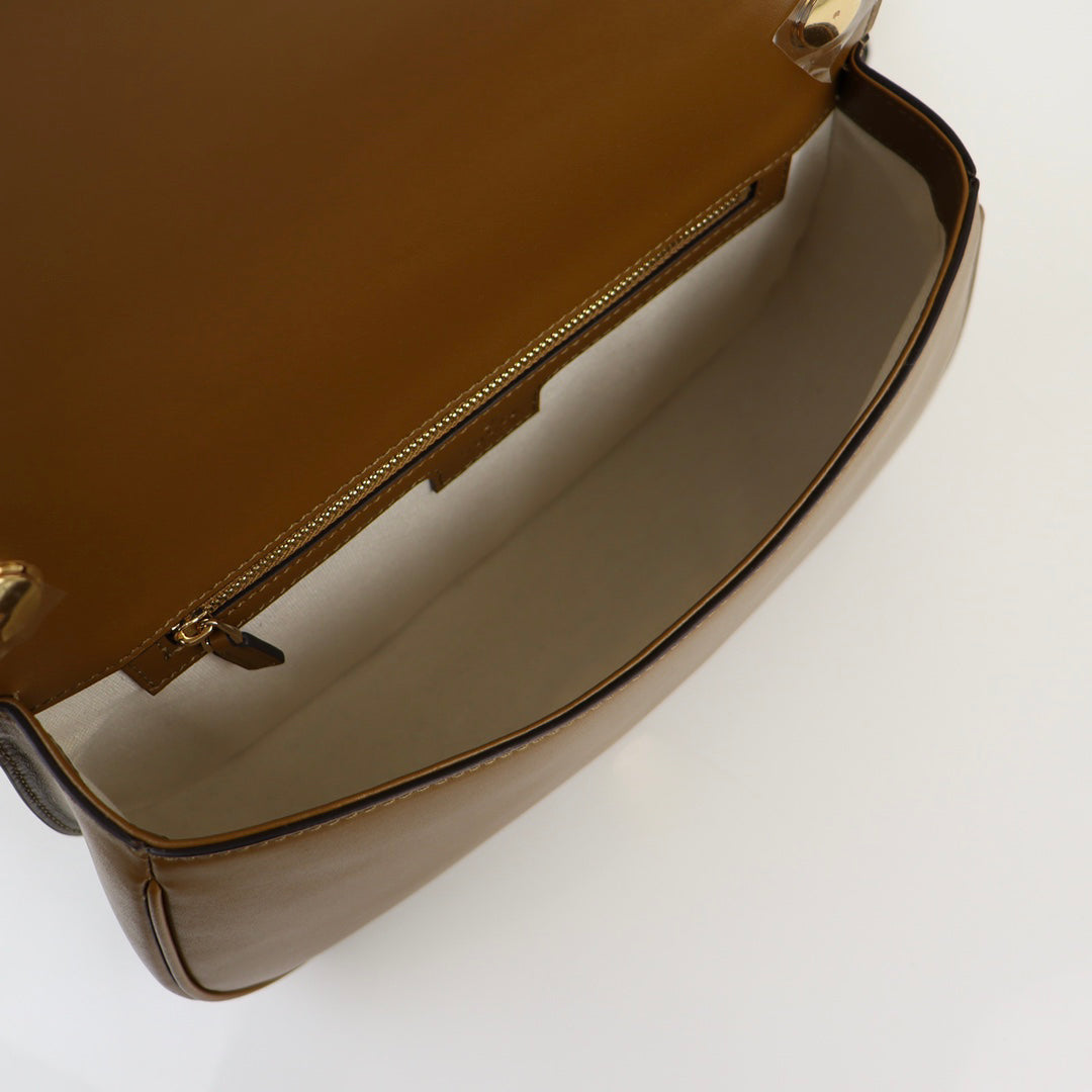 Gucci Blondie Vintage Logo Bag | 1970s-Inspired Design, Detachable Leather Strap, 32x17x10cm