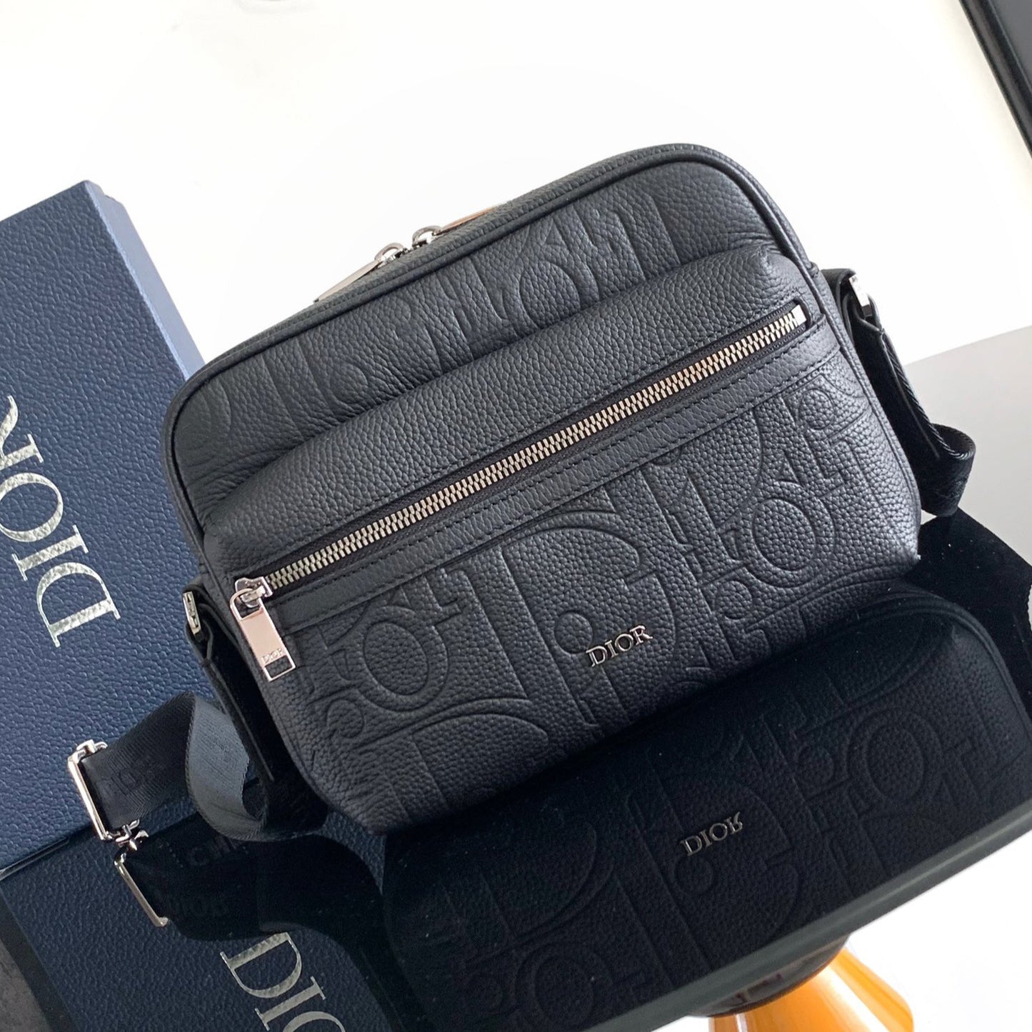 Dior Rider 2.0 Gravity Embossed Messenger Bag | 2024 Fall Men's Collection | Adjustable Strap | Leather Crossbody