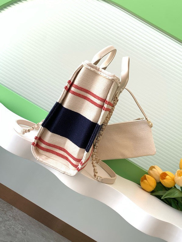 Chanel 25C Early Spring Limited Edition Beach Tote 🏖️🍋 | Medium Lemon Yellow | Surf-Inspired Holiday Design | Vacation-Ready Luxury