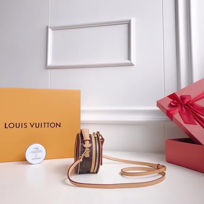 [Official Style] Yellow Floral Mini Round Bag | Black Leather Box Bag | Viral Cute Mini Bag for Girls | 13x12x6.5cm