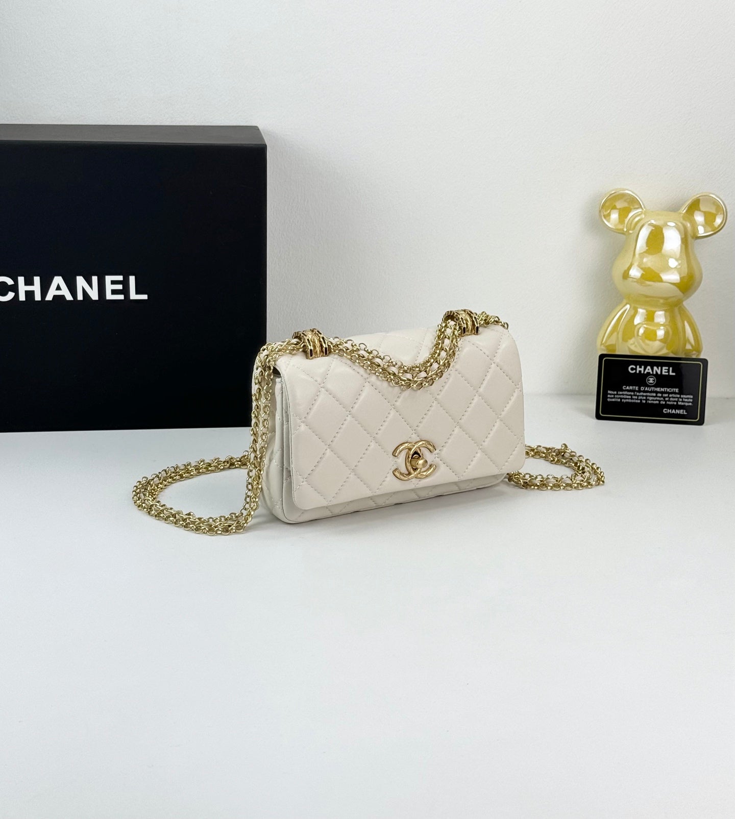 Chanel 24A Black Gold Tassel Chain Flap Bag｜Double Gold Bead Design｜18cm Timeless Classic Handbag