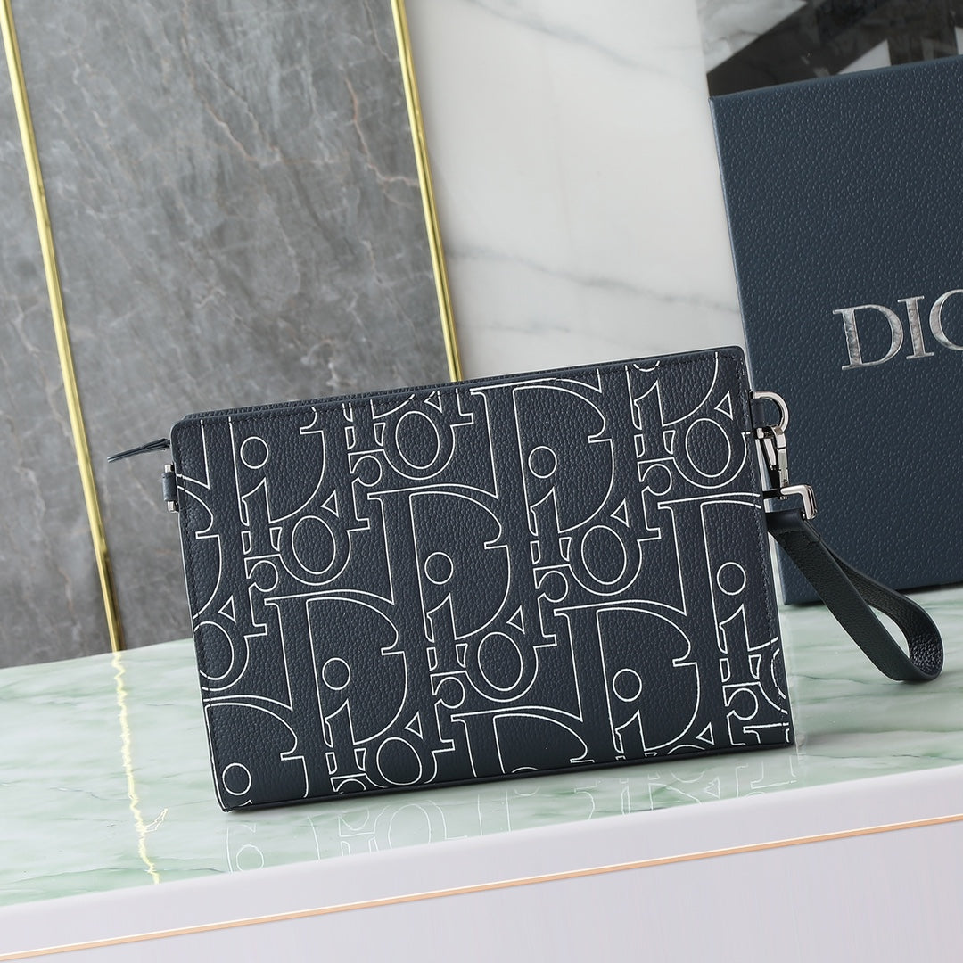 Dior Navy Blue A5 Triangle Clutch｜3D Gravity Embossed Leather｜6 Card Slots & Detachable Strap