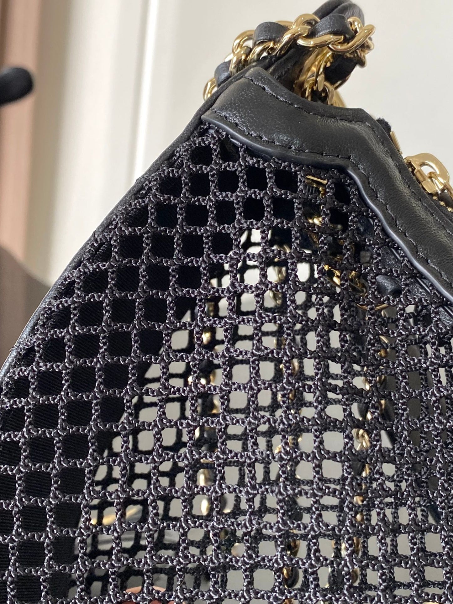 CHANEL 25s Half-Moon Bag - Mesh & Lambskin Light Gold Shoulder Bag, 15*22*6cm, Luxury Crossbody