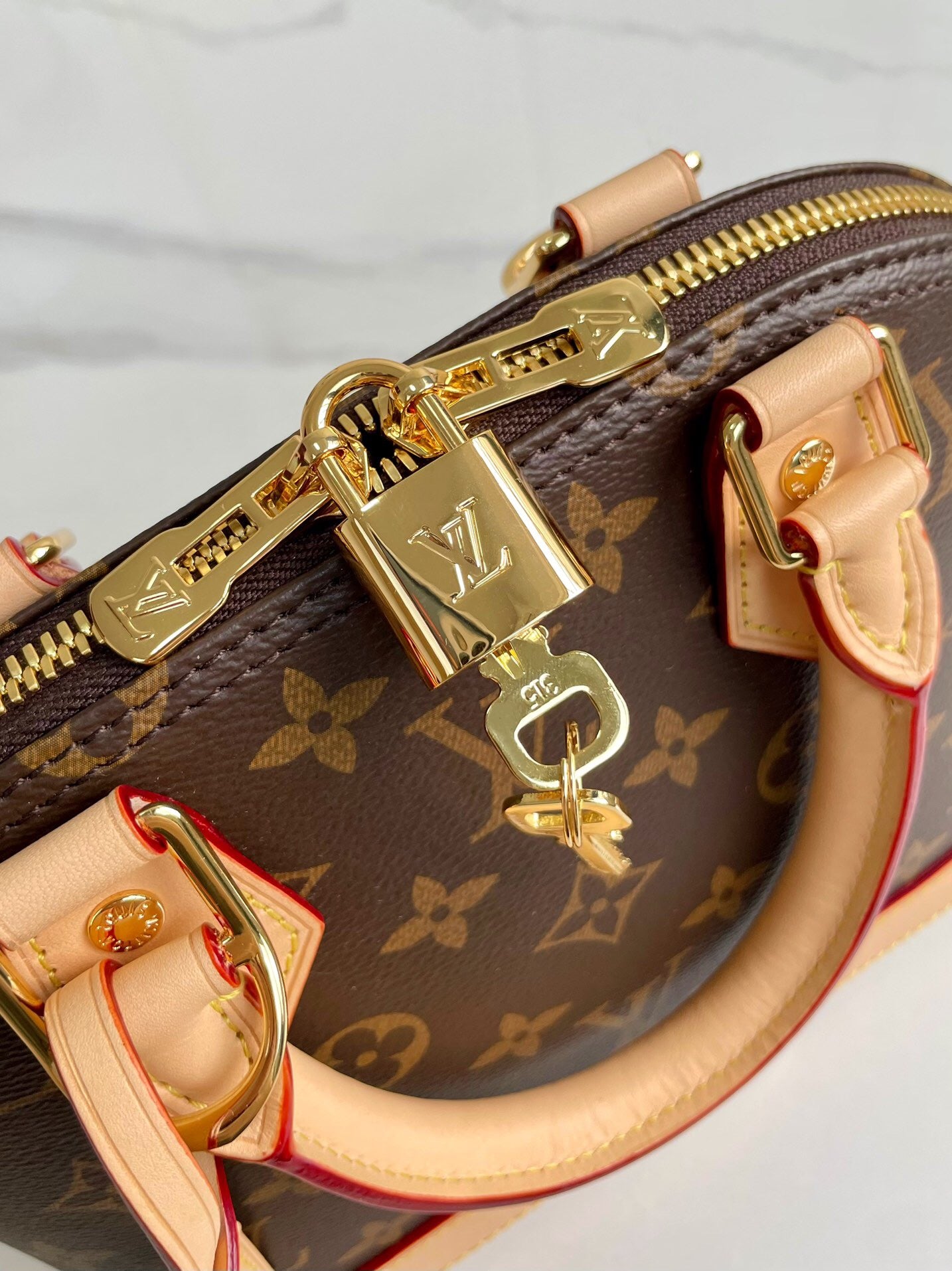 【Ultimate Original Leather】LV Alma BB Monogram Shell Bag 25×19×12cm Top-Quality Replica with Full Packaging | Real Photos