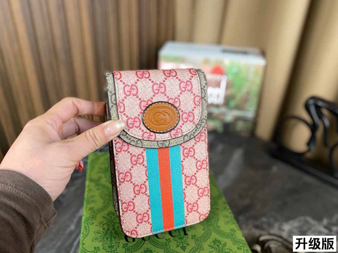 GUCCI Mini Shoulder Phone Bag｜10.5×17cm Crossbody｜Trendy Streetwear｜Celebrity Style