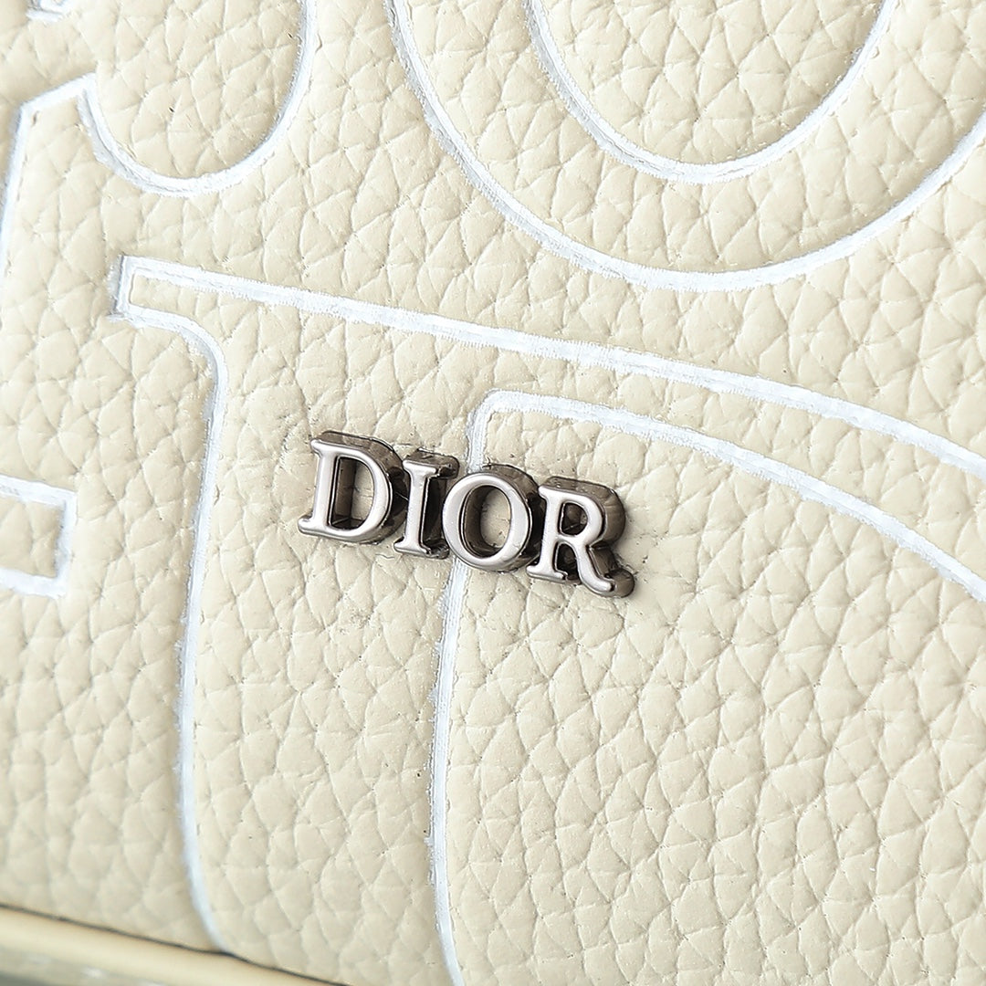 Dior A5 Triangle Clutch Bag｜Beige Gravity Outline Embossed Leather｜6 Card Slots & Detachable Wrist Strap