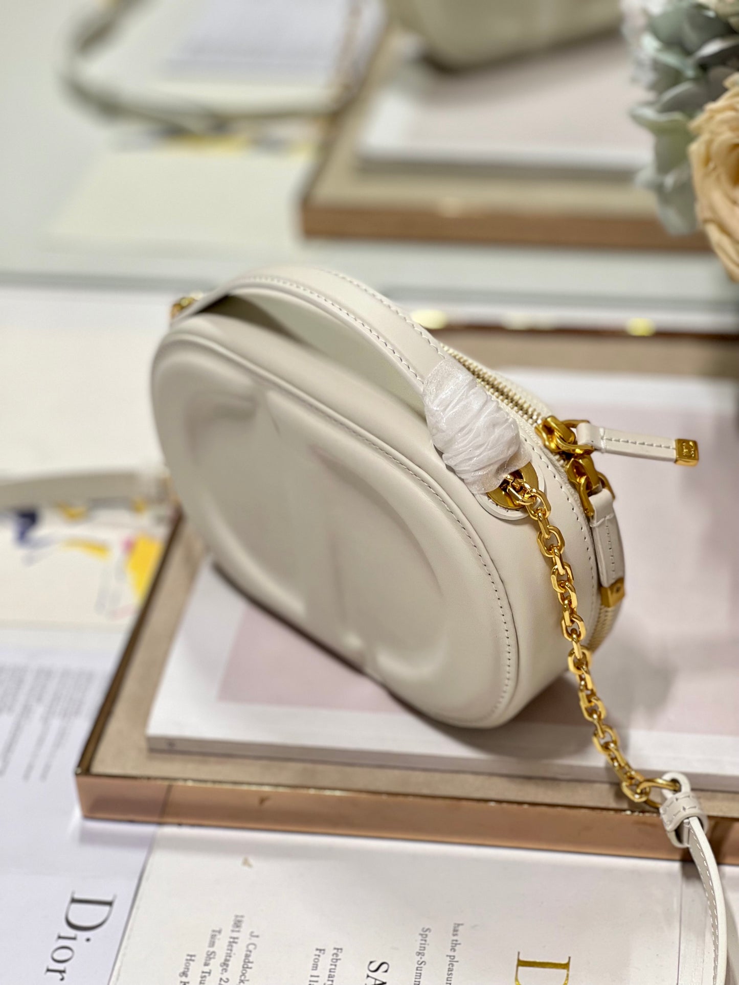 Dior CD Signature White Calfskin Camera Bag - Maria Grazia Chiuri's 2023 RTW Ellipse Crossbody with Detachable Chain Strap (Includes Dust Bag)