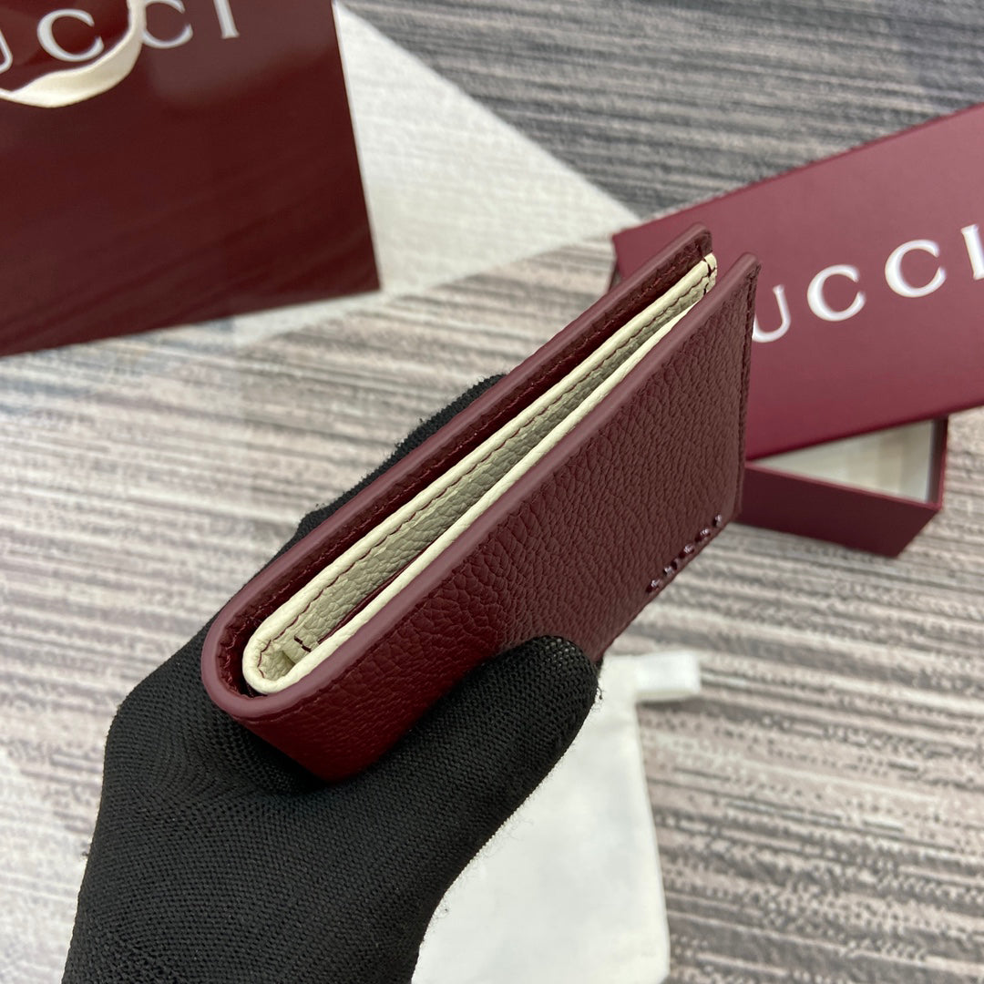 Gucci 2025 Early Spring Collection Green Calfskin Leather Bifold Wallet - Iconic Motif, Reimagined Elegance